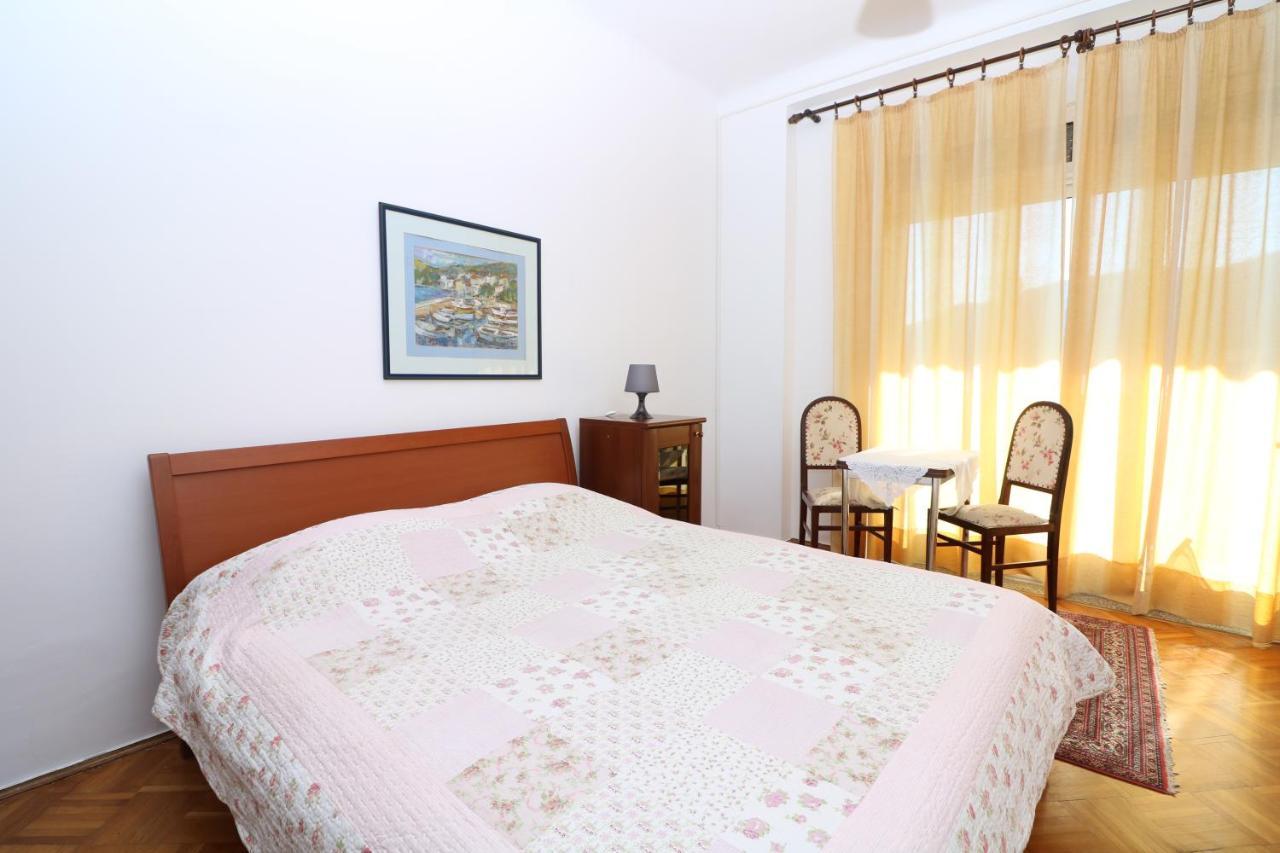 Studio Apartments Cavrak With Terrace Baška Buitenkant foto