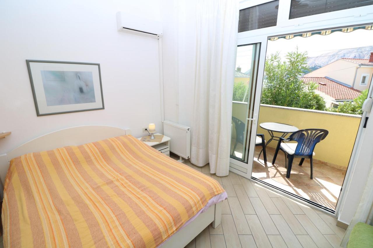 Studio Apartments Cavrak With Terrace Baška Buitenkant foto