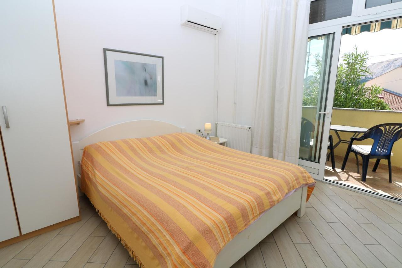 Studio Apartments Cavrak With Terrace Baška Buitenkant foto