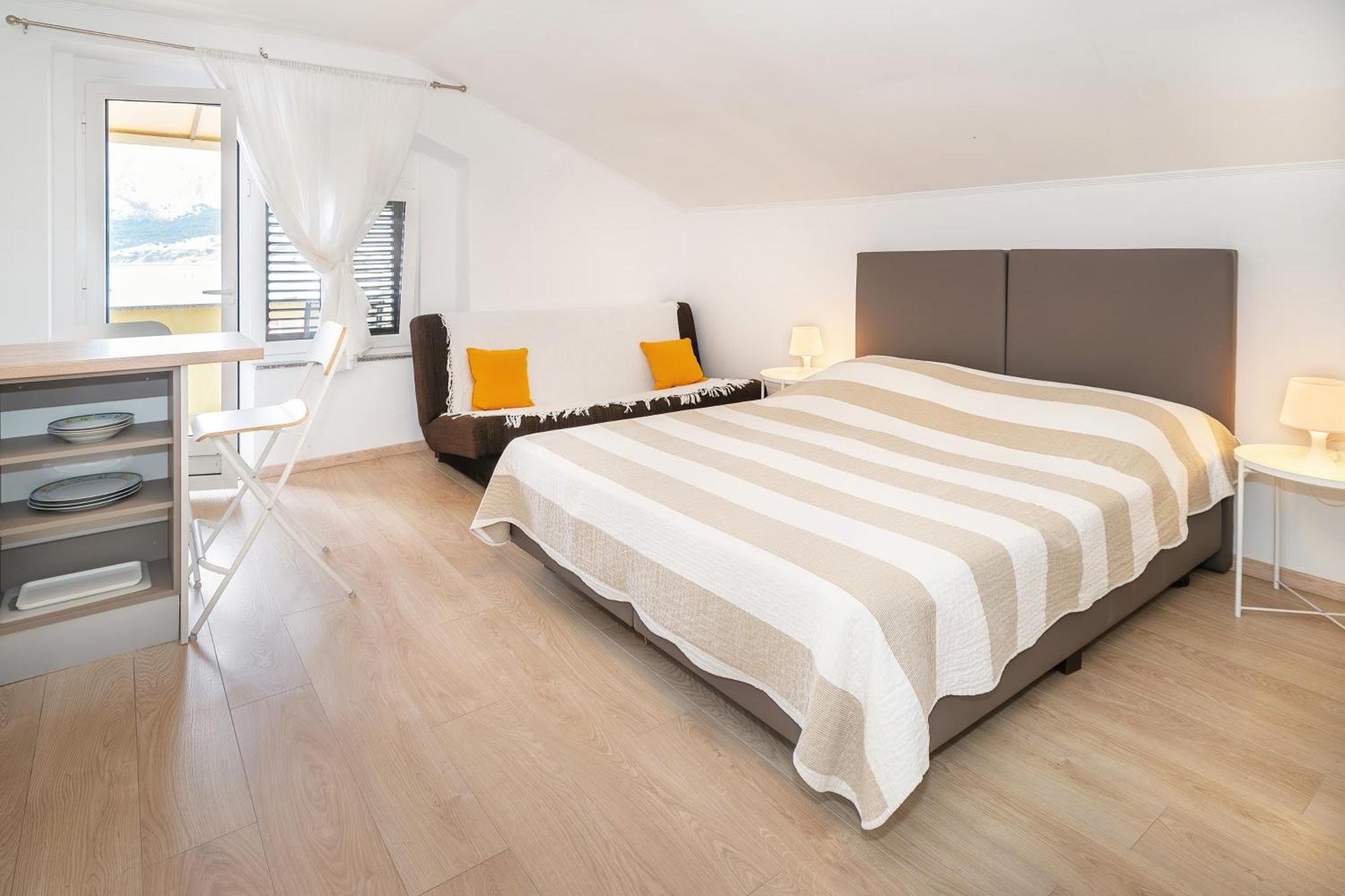 Studio Apartments Cavrak With Terrace Baška Buitenkant foto